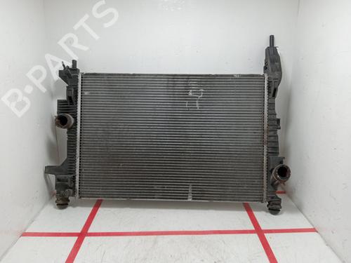 Used Water radiator Water radiator 37519646 37519646