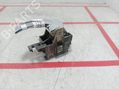 Used Rear left interior door handle Rear left interior door handle 32748595 32748595