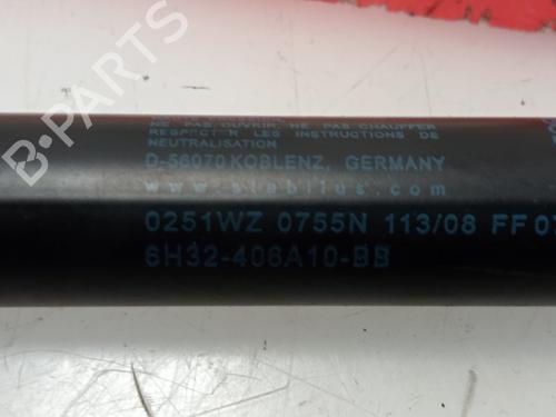 Tailgate lift support LAND ROVER RANGE ROVER SPORT I (L320) 2.7 D 4x4 | BP15948845C138 