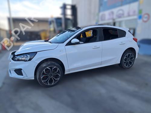 Used Steering wheel FORD FOCUS IV Turnier (HP) [2018-2026]  32521333