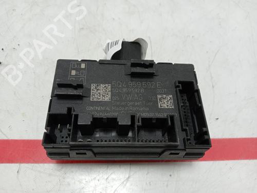 Used Electronic module Electronic module SKODA OCTAVIA III (5E3, NL3, NR3) 2.0 TDI (150 hp) 33026274 33026274