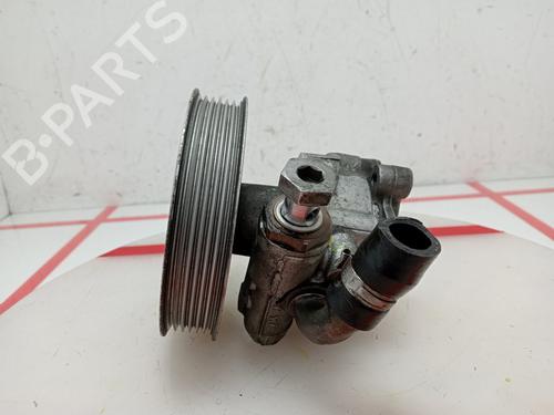 Used Steering pump AUDI A4 B7 Avant (8ED) 2.0 (130 hp) 23275394