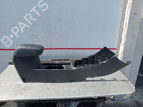 Armlæn Armlæn FORD PUMA (J2K, CF7) [2019-2026] 27988423 27988423