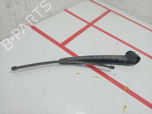 Used Rear windshield wiper arm SKODA FABIA I (6Y2) 1.4 (60 hp) 26697201