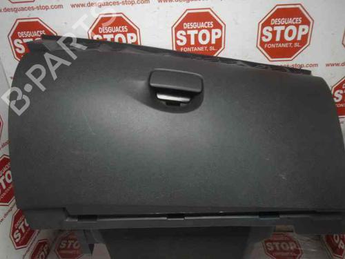Glove box RENAULT MEGANE III Hatchback (BZ0/1_, B3_) 1.2 TCe (BZ2B, BZ11) | BP7397309C95 