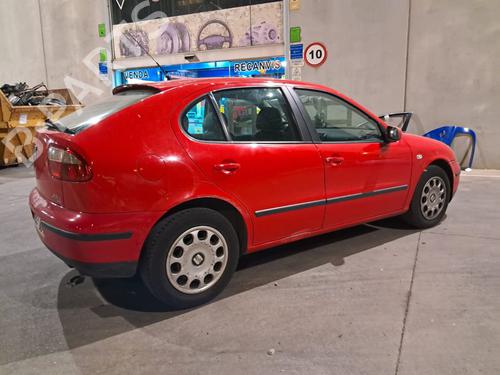 Right taillight SEAT LEON (1M1) 1.9 TDI | BP18303330C35 