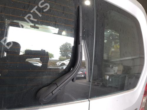Used Rear windshield wiper arm Rear windshield wiper arm 37488278 37488278