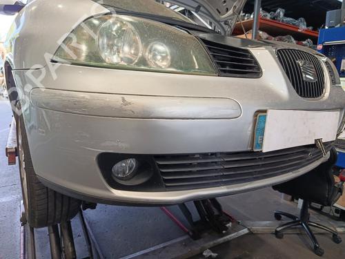 Used Front bumper Front bumper 37641898 37641898
