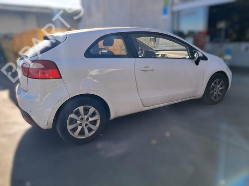 Used Right front door KIA RIO III (UB) 1.2 CVVT (84 hp) 31146734