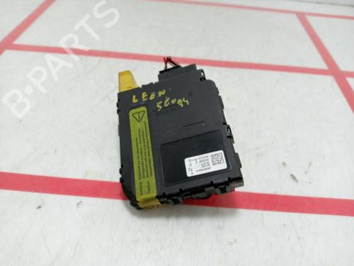 Used Electronic module Electronic module SEAT LEON (1P1) 1.9 TDI (105 hp) 33793582 33793582