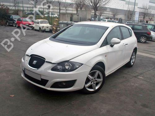 Front left window mechanism SEAT LEON (1P1) 1.6 TDI | BP15924472C22