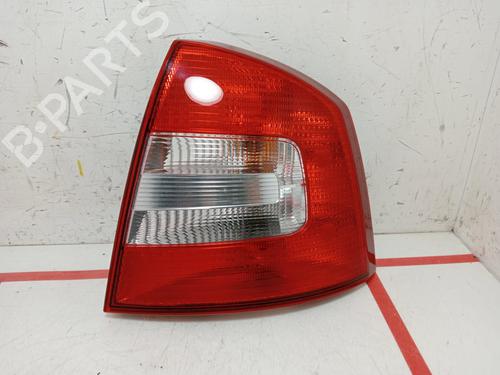 right-taillight-skoda-octavia-ii-1z3-2004-2005-2006-2007-2008-2009-2010-2011-2012-2013-34558967 main image