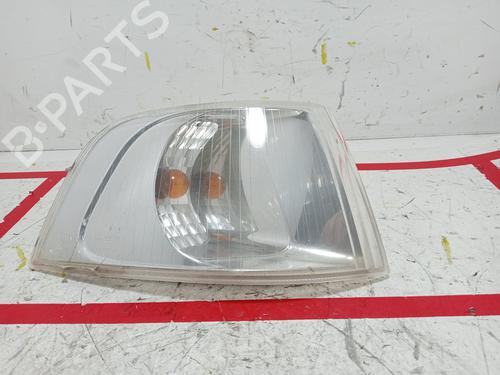 Used Right front indicator VOLVO V40 Estate (645) 2.0 T (165 hp) 22329471