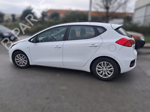Fusée avant gauche KIA CEE'D (JD) [2012-2018]  32112162