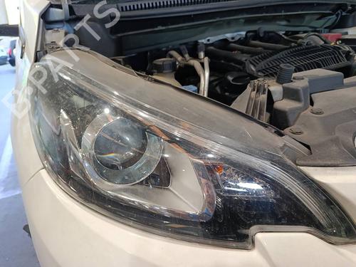 right-headlight-peugeot-108-2014-38784773 main image