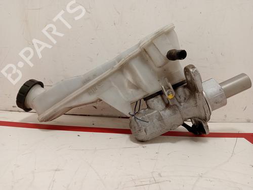 Used Brake master cylinder Brake master cylinder 33214840 33214840