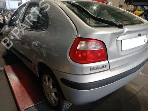 Brugte RENAULT MEGANE I (BA0/1_) 1.9 dTi (BA08, BA0N) (98 hp) 4417754