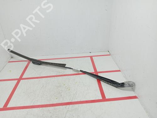 Used Front windshield wiper arm Front windshield wiper arm 37171210 37171210