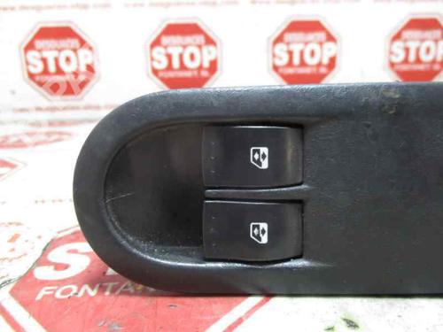 Left front window switch RENAULT MEGANE II Saloon (LM0/1_) 1.9 dCi (LM0G, LM1G, LM2C) | BP7387918I27 
