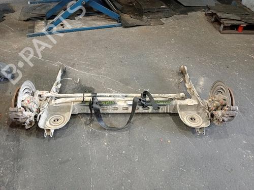 Used Rear axle OPEL VIVARO A Bus (X83) [2001-2015]  29206359