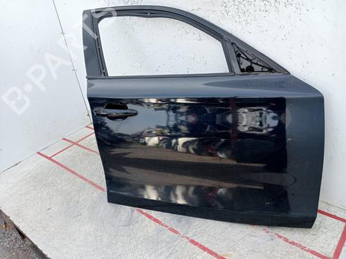 Used Right front door BMW 1 (E87) 120 d (163 hp) 26607353