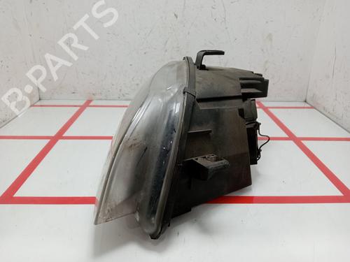 Right headlight AUDI A4 B7 (8EC) 2.0 TDI 16V | BP23226026C29 