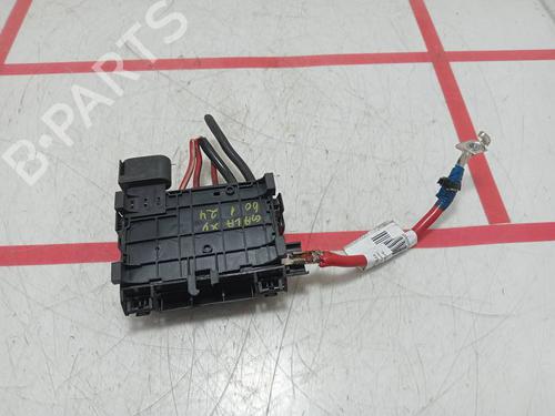 Used Fuse box Fuse box 38922980 38922980
