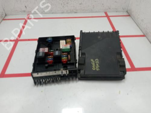 Used Fuse box VW GOLF VI (5K1) [2008-2014]  23226182