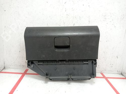Boîte à gants VW POLO IV (9N_, 9A_) 1.9 SDI (64 hp) 29834655