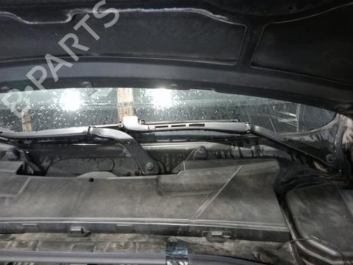 Used Front wiper motor BMW 3 (E90) 318 d (122 hp) 31813430