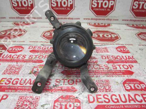 Used Left front fog light HYUNDAI TRAJET (FO) [1999-2008]  7352865