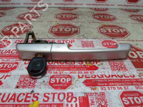 Poignée extérieure avant droite SEAT TOLEDO I (1L2) 1.6 i (101 hp) 7319805