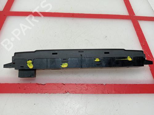 Warning switch LAND ROVER RANGE ROVER SPORT I (L320) 2.7 D 4x4 | BP15949213I22 
