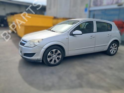 windscreen-washer-tank-opel-astra-h-a04-2004-2005-2006-2007-2008-2009-2010-2011-2012-2013-2014-32473462 main image