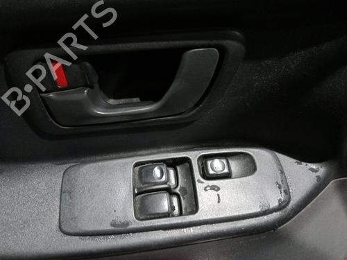 Used Left front window switch MITSUBISHI PAJERO III (V7_W, V6_W) [1999-2007]  32211292