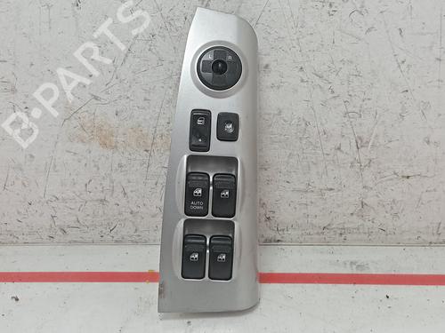 Used Left front window switch KIA SPORTAGE II (JE_, KM_) 2.0 CRDi 4WD (140 hp) 30852220