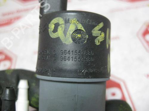Washer pump NISSAN QASHQAI II (J11, J11_)  | BP15922764E24 