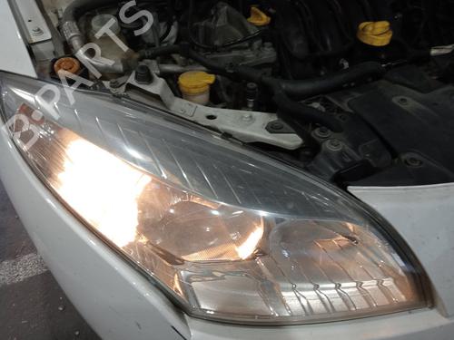 Used Right headlight Right headlight RENAULT MEGANE III Hatchback (BZ0/1_, B3_) 1.6 16V (116 hp) 33801703 33801703