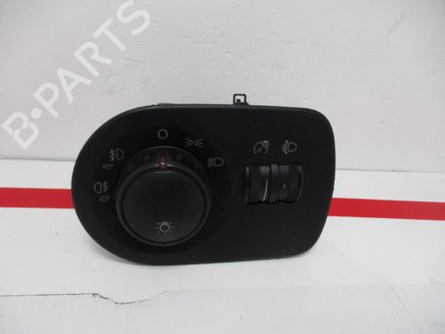 Used Headlight switch SEAT LEON (1P1) [2005-2013]  15926088