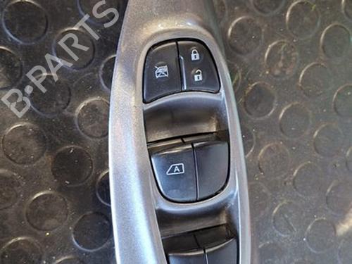 Used Left front window switch Left front window switch NISSAN JUKE (F15) 1.5 dCi (110 hp) 33214852 33214852
