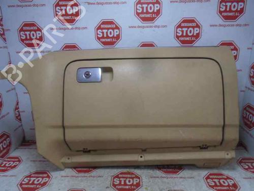 Used Glove box VW GOLF V (1K1) 1.6 MultiFuel (102 hp) 7324327
