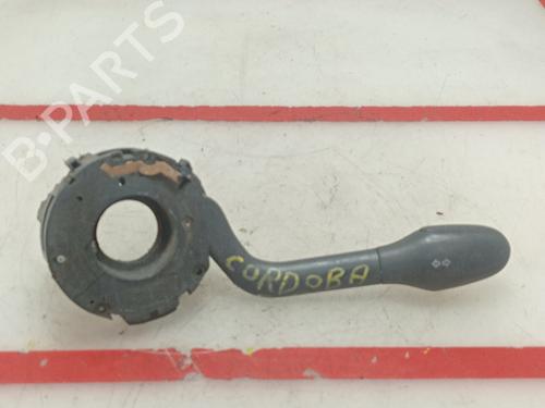 Used Steering column stalk SEAT CORDOBA (6K1, 6K2) 1.9 TDI (90 hp) 17561585