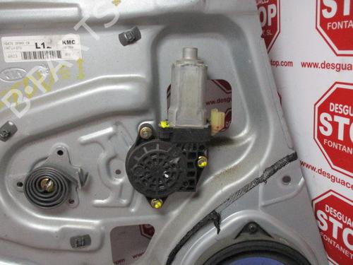 Front left window mechanism KIA SPORTAGE II (JE_, KM_) 2.0 CRDi 4WD | BP7713726C22 