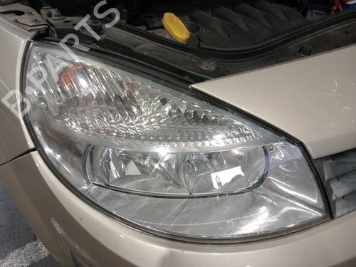 Used Right headlight RENAULT GRAND SCÉNIC II (JM0/1_) 1.6 (113 hp) 31755824