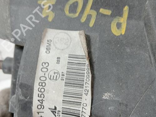 Left front fog light PEUGEOT 407 (6D_) 2.0 (6DRFNB, 6DRFNE) | BP24472051C30