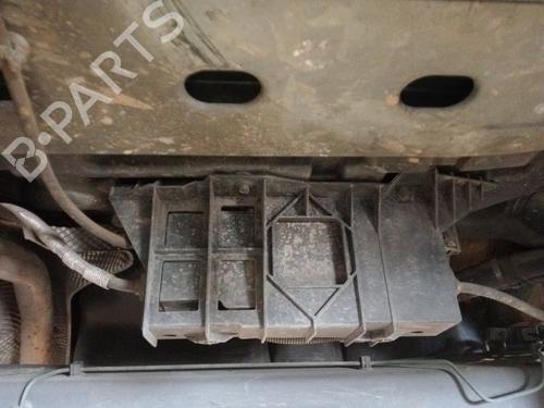 Used Electric handbrake RENAULT SCÉNIC II (JM0/1_) 1.5 dCi (JM1E, JM16) (106 hp) 30175663