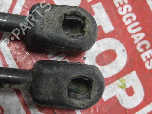 Tailgate lift support TOYOTA COROLLA Verso (ZER_, ZZE12_, R1_) 1.8 (ZNR11_, ZNR11R) | BP15922118C138 