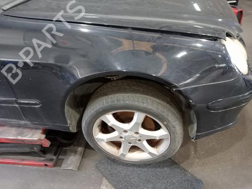 right-front-fenders-mercedes-benz-c-class-coupe-cl203-2001-2002-2003-2004-2005-2006-2007-2008-2009-2010-2011-32428164 main image