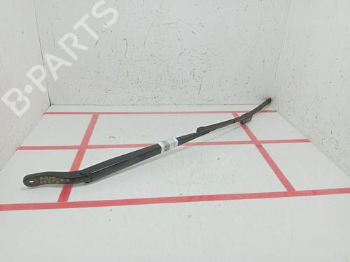 Used Front windshield wiper arm Front windshield wiper arm PEUGEOT 208 II (UB_, UP_, UW_, UJ_) [2019-2026] 29533919 29533919