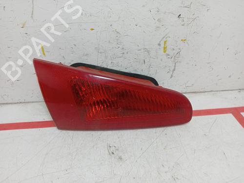 Used Left tailgate light Left tailgate light ALFA ROMEO 147 (937_) 1.6 16V T.SPARK ECO (937.AXA1A, 937.BXA1A) (105 hp) 25494194 25494194